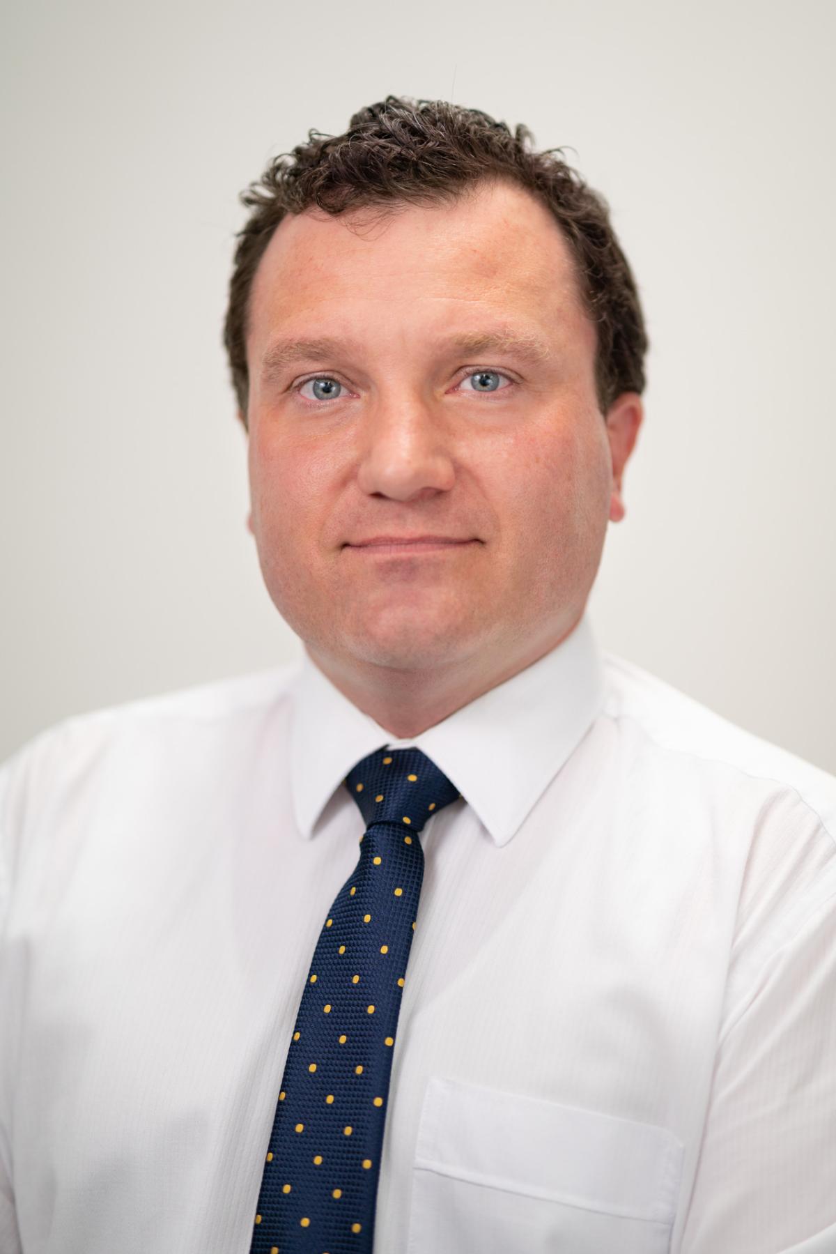 Matthew Tutt Headshot